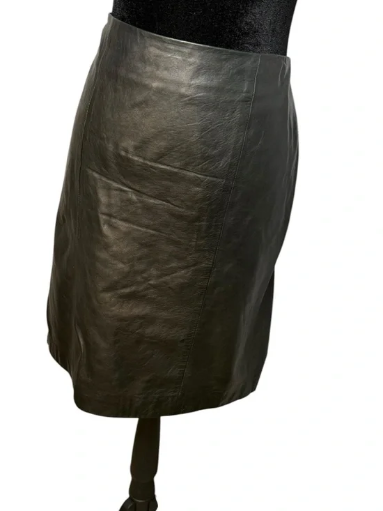 Talbots Black Leather Flat Front Pencil Skirt 6P Minimalist Luxury *note flaw - Picture 2 of 8